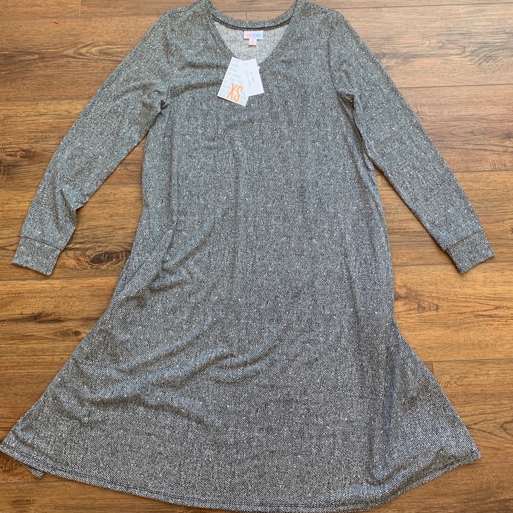 XS LuLaRoe Emily, NWT